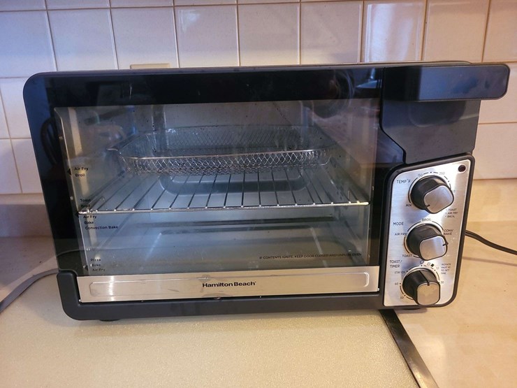 kitchenaid-ultra-power-plus-toaster-and-hamilton-beach-air-fryer-toaster-oven-image-3