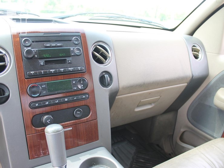 2005-ford-f150-image-14