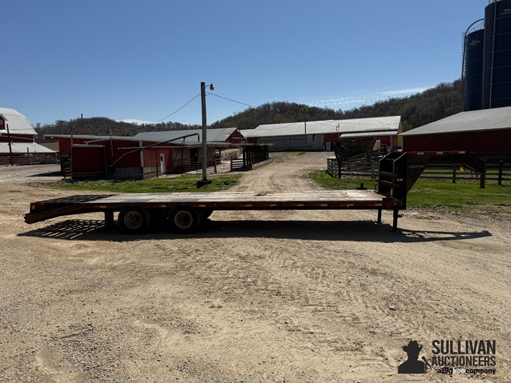 2015-elite-trailers-t/a-gooseneck-flatbed-trailer-image-4
