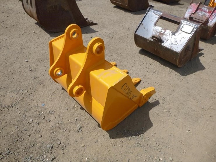 caterpillar-305-image-3