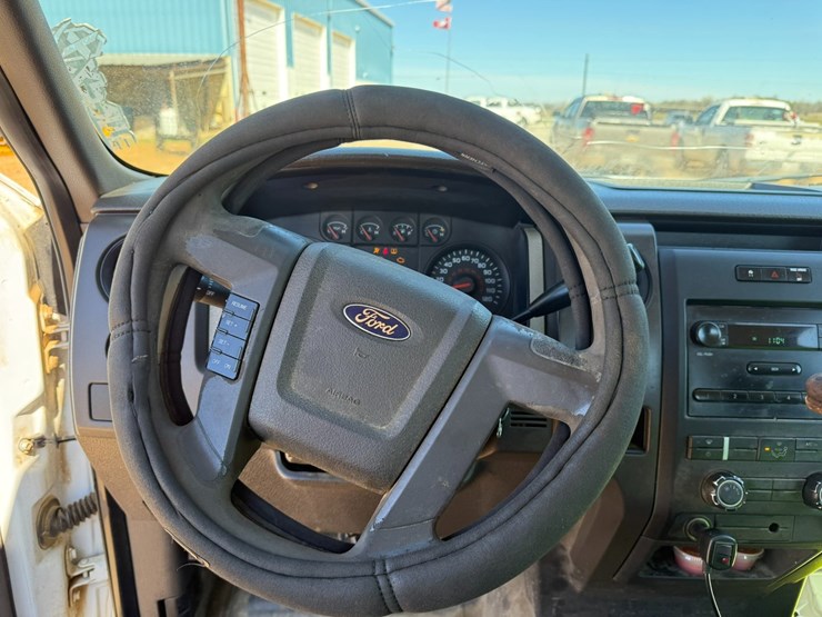 2010-ford-f150-image-31