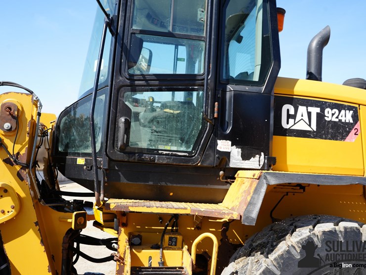 2013-caterpillar-924k-image-12