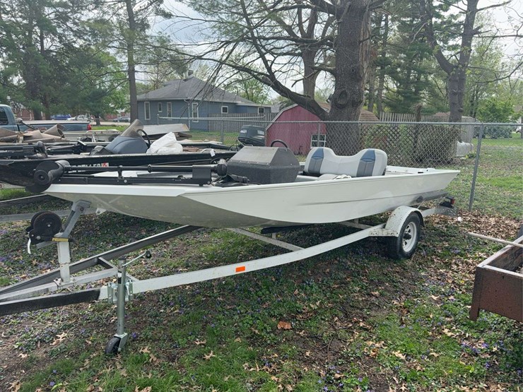 17-ft-1990-aluma---weld-boat-image-1