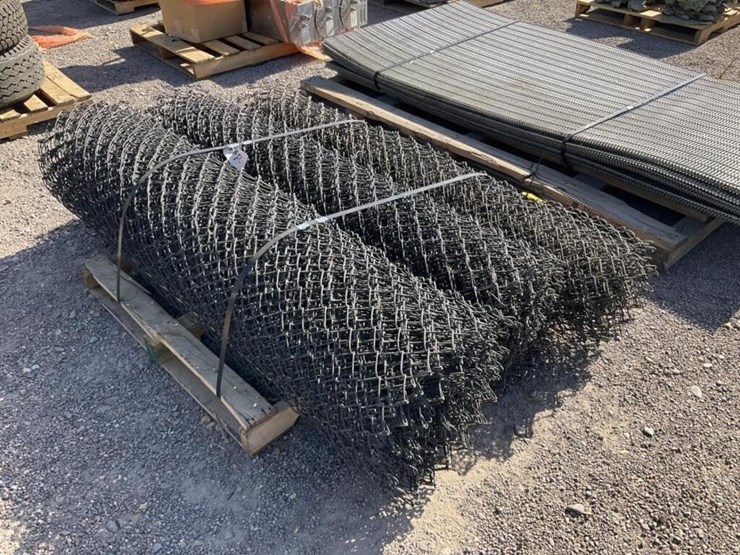 pallet-of-6ft-chainlink-image-4