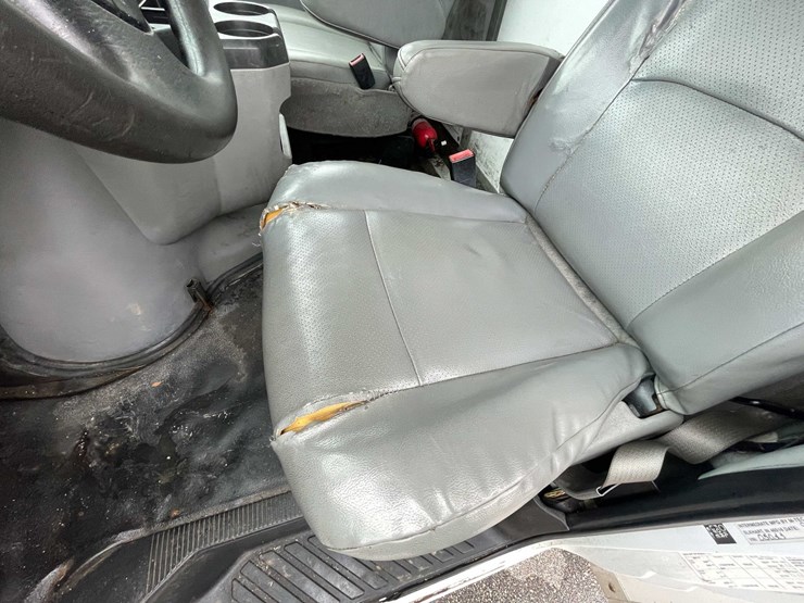 2017-ford-e450-image-57