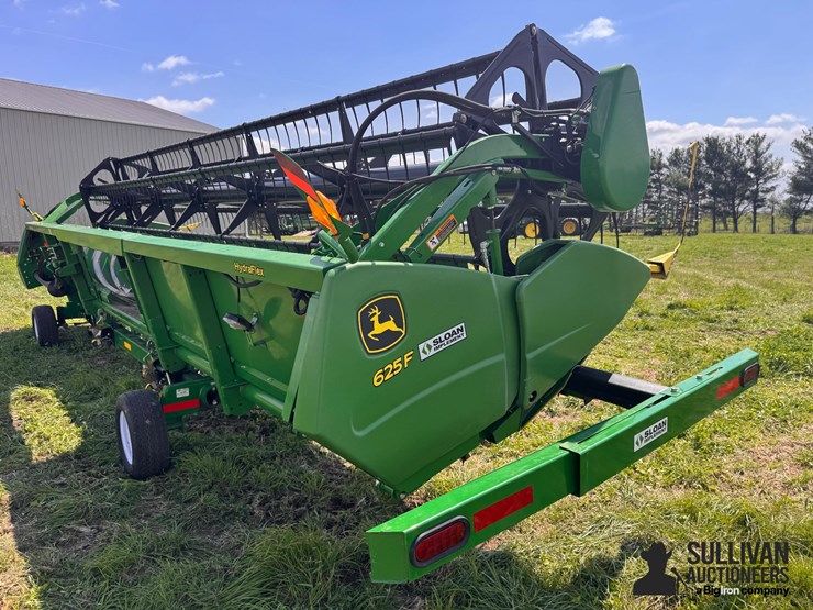 2014-john-deere-625f-image-11