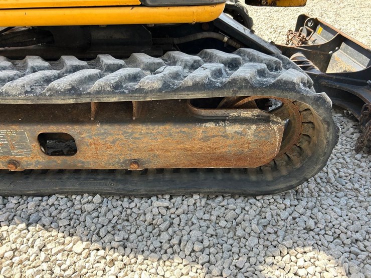 deere-17d-image-14