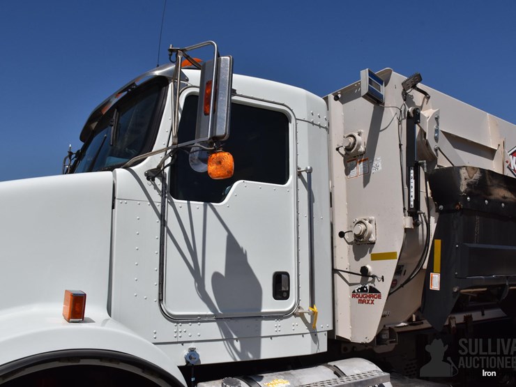2008-kenworth-t800-image-13