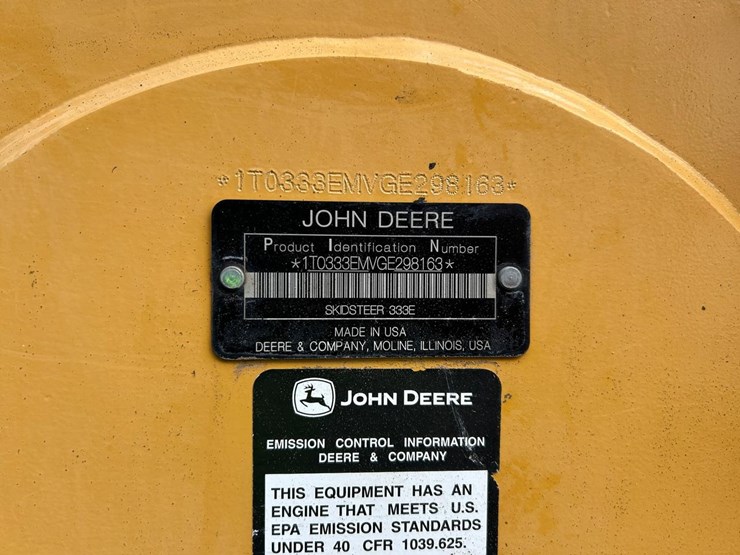 deere-333e-image-26