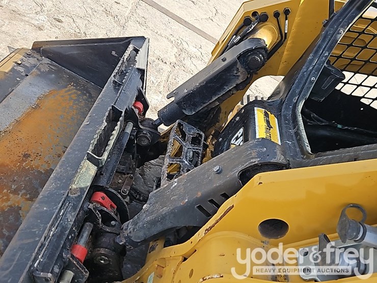 caterpillar-255-image-16