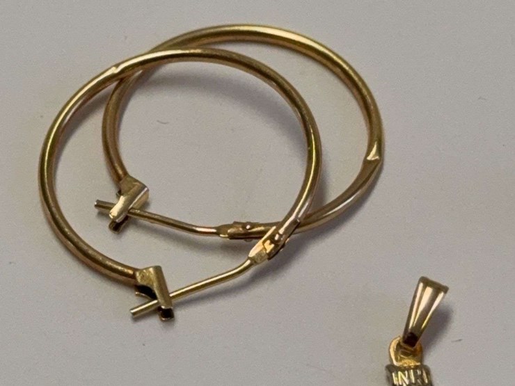 1.2-grams-of-14-kt-gold-image-3