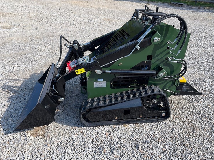 #203-•-unused-2026-zjg-zj-380-mini-skid-steer-loader-image-3