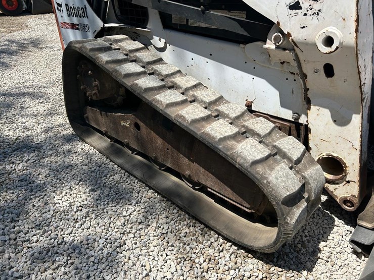 2015-bobcat-t650-image-12