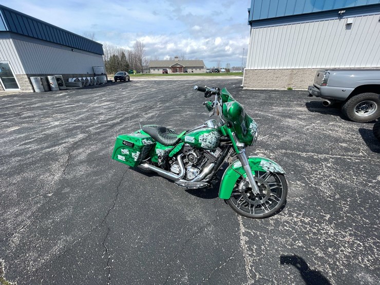 #500-•-2012-harley-davidson-street-glide-103-motorcycle-(has-wi-title)-(denmark,-wi)-image-3