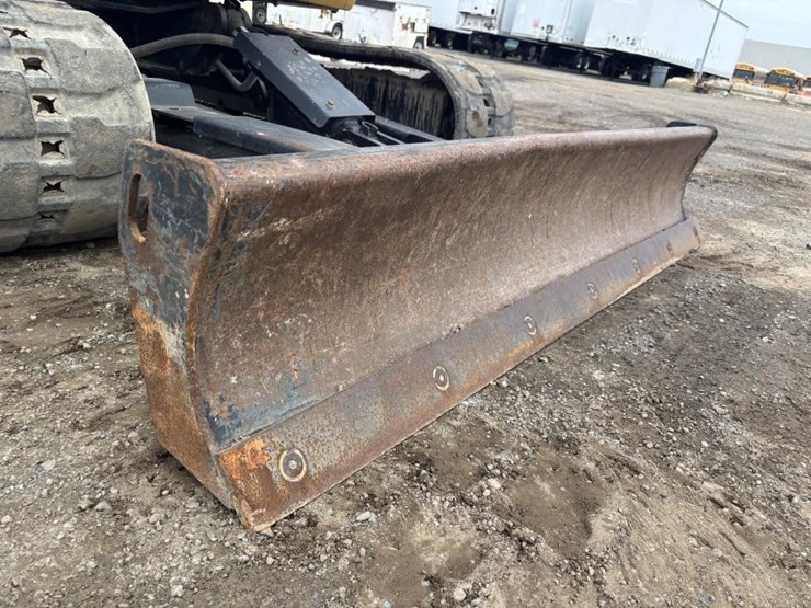 2015-caterpillar-305e2-cr-image-11