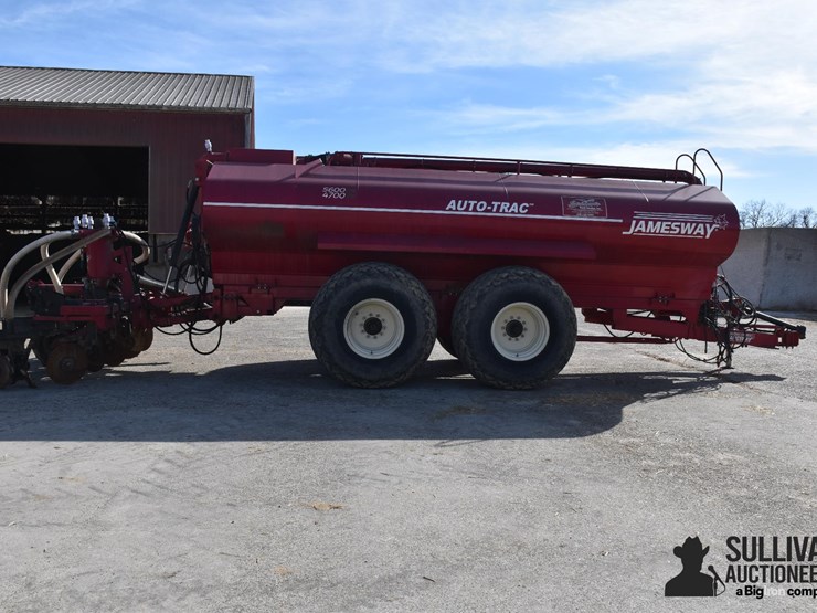 jamesway-auto-trac-5600-t/a-pull-type-manure-spreader-image-4