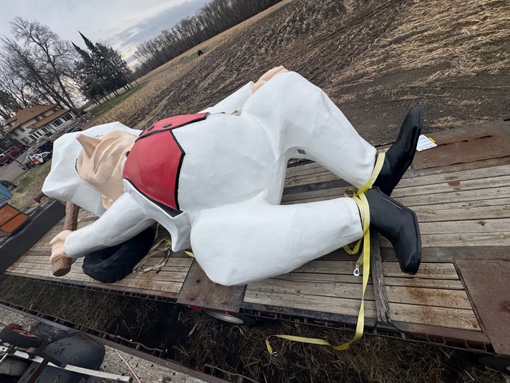 #9000-•-happy-chef-statue-(elk-river,-mn)-image-4
