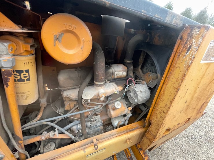 #406-•-case-585d-construction-king-forklift-(appleton,-wi)-image-21