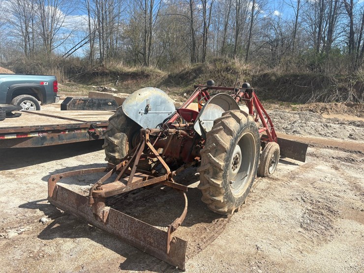 ford-8n-image-2