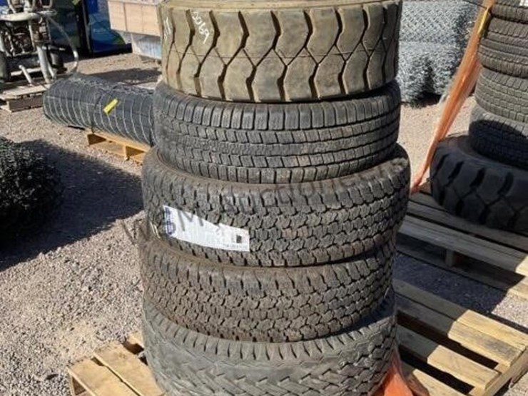pallet-of-asst-auto-&-equipment-tires-image-1
