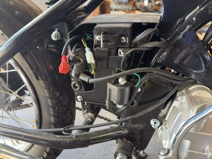 2022-bashan-chongqing-astronautic-bashan-laser-6-scooter-/-bike-125-4-stroke-image-9