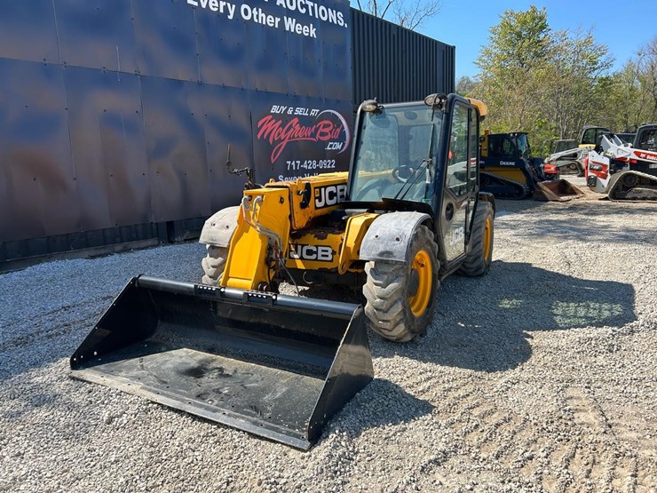 2018-jcb-525-60-image-8