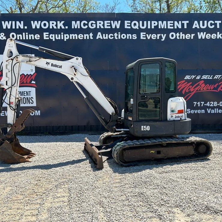 BOBCAT E50