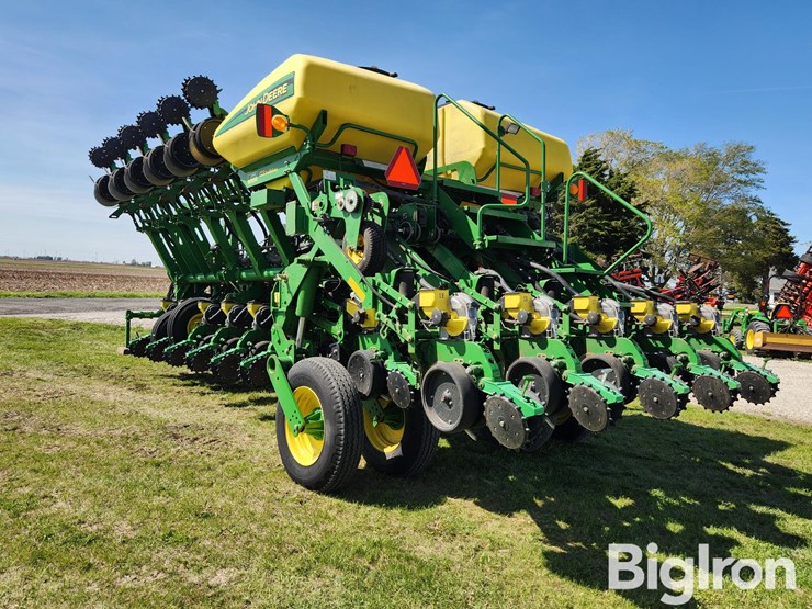 2004-john-deere-1790-ccs-image-7