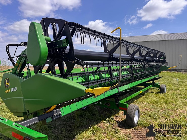 2014-john-deere-625f-image-13