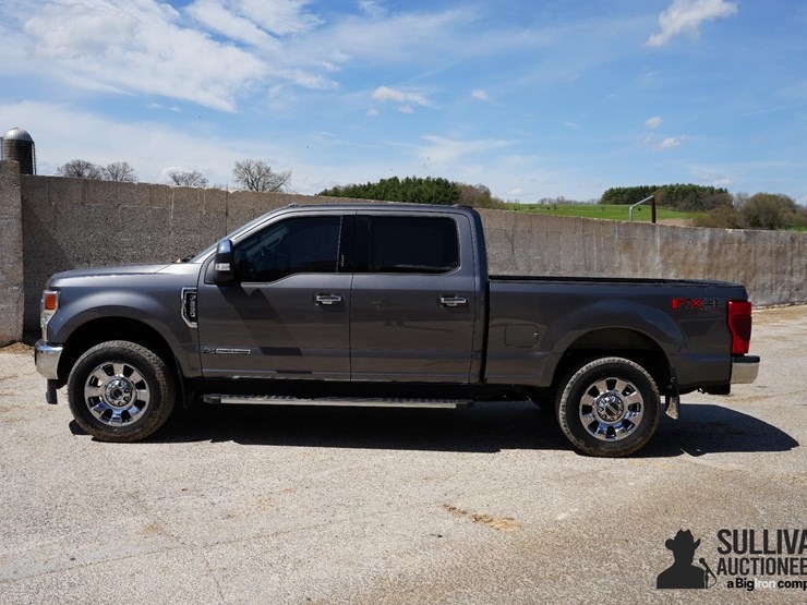 2021-ford-f250-xlt-image-8
