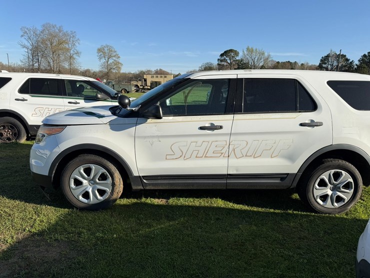 2014-ford-explorer-image-5