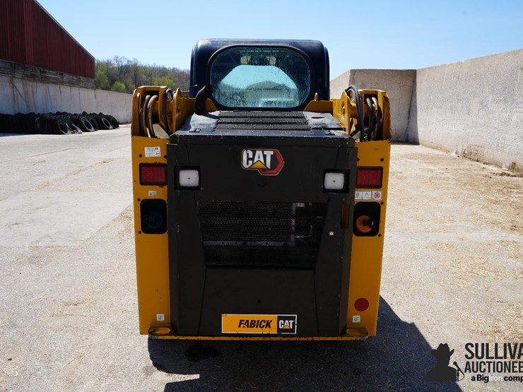2023-caterpillar-226d3-image-6