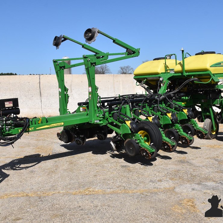 2016 JOHN DEERE 1775NT