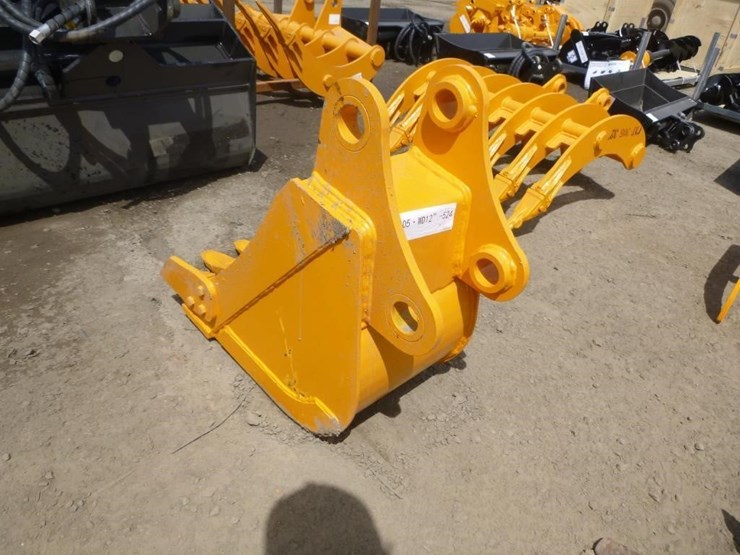 caterpillar-305-image-4