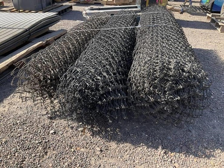 pallet-of-6ft-chainlink-image-3