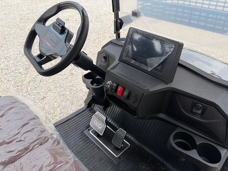 #300-•-unused-2026-sdlgc80-electric-golf-cart-image-6