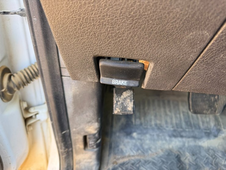 2010-ford-f150-image-42