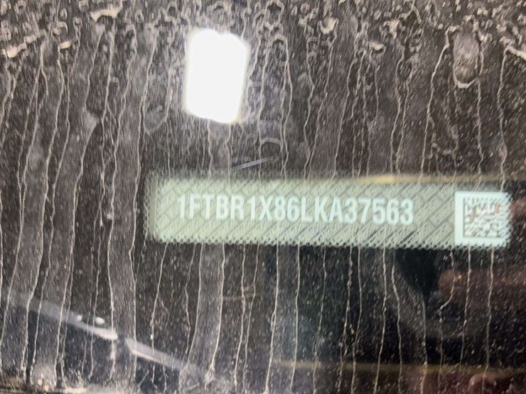 2020-ford-transit-image-17