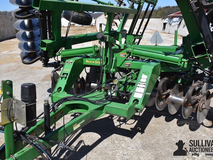 john-deere-637-image-10