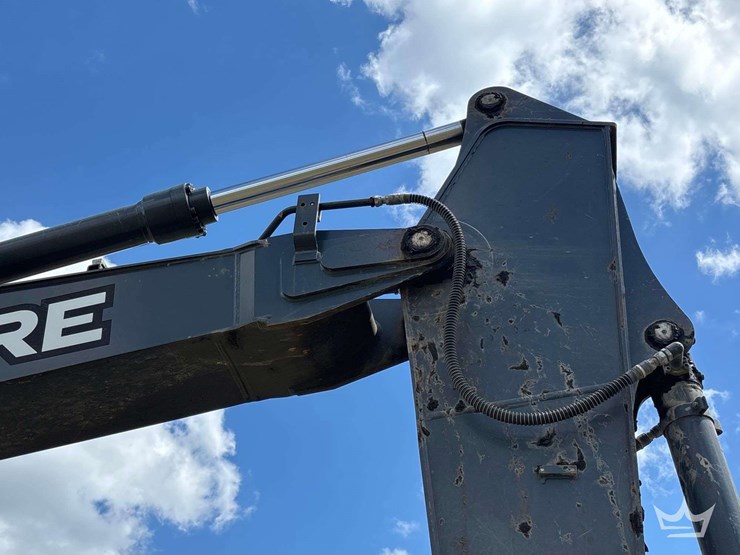 2019-deere-210g-image-14