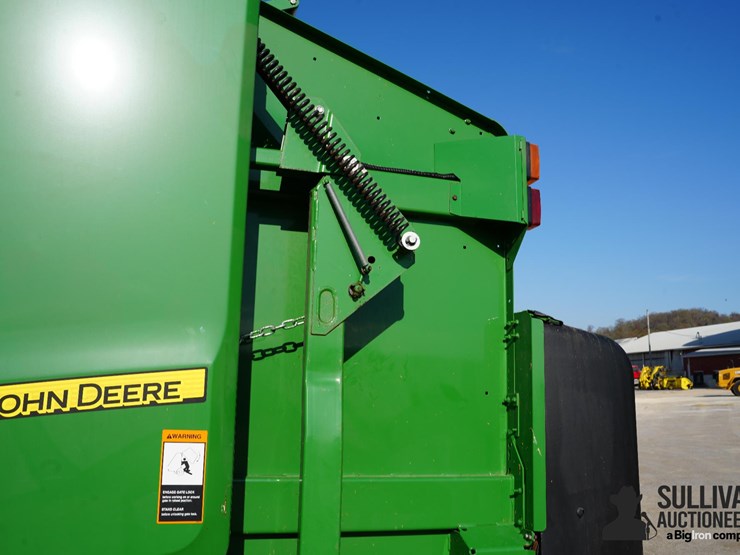 2020-john-deere-460m-image-18