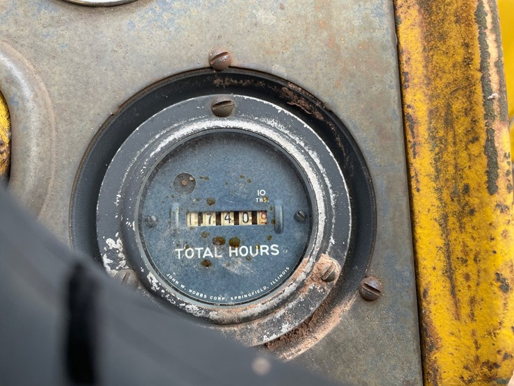 john-deere-440-image-43