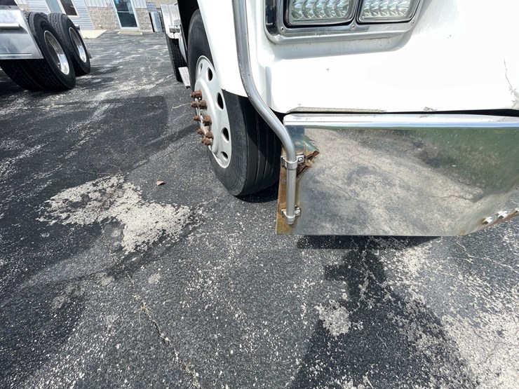 1997-kenworth-t800-image-11
