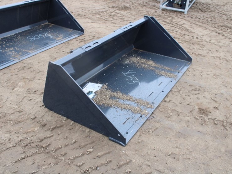 #8055-•-72"-track-duty-bucket-image-2