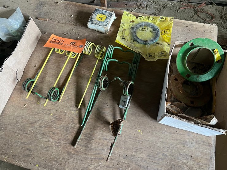 #9645-•-misc.-john-deere-parts-image-8