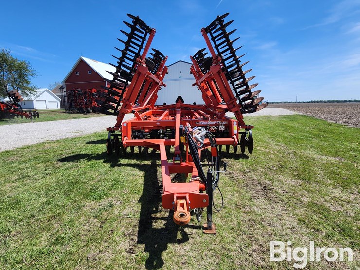 2018-kuhn-krause-excelerator-8005-30'-vertical-tillage-image-2
