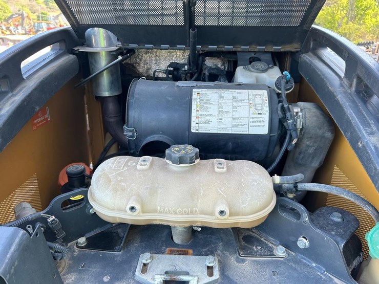 deere-333e-image-15