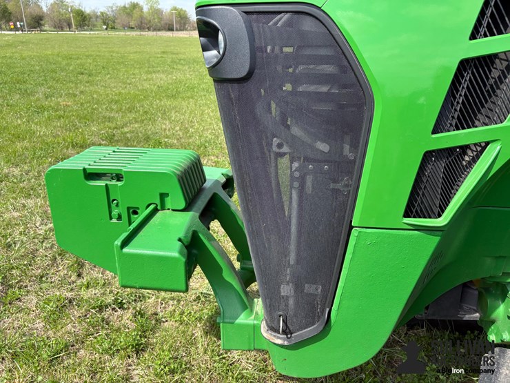 2010-john-deere-8225r-image-9