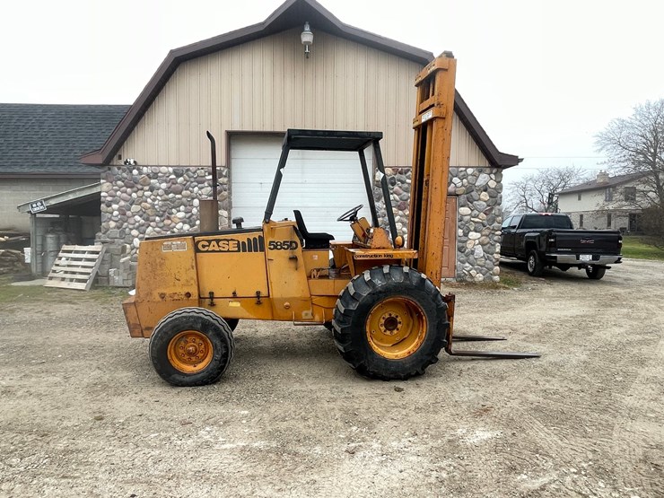 #406-•-case-585d-construction-king-forklift-(appleton,-wi)-image-6