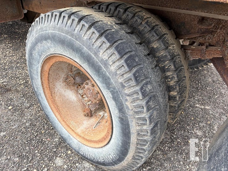 ford-f600-image-7